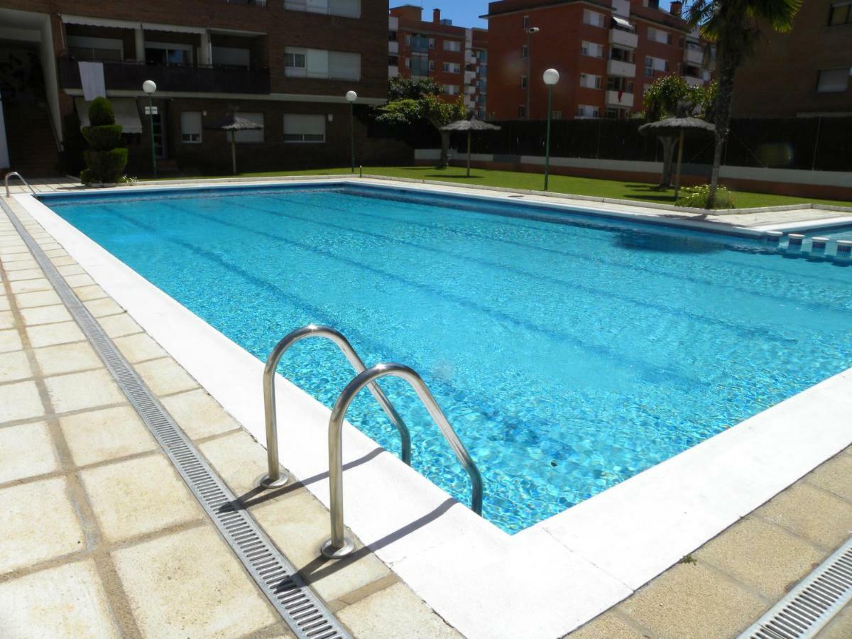 El Paradis Lloret de Mar Luaran gambar